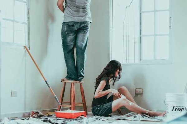 Quels professionnels spécialisés doit-on contacter pour l'aménagement d'une maison ?