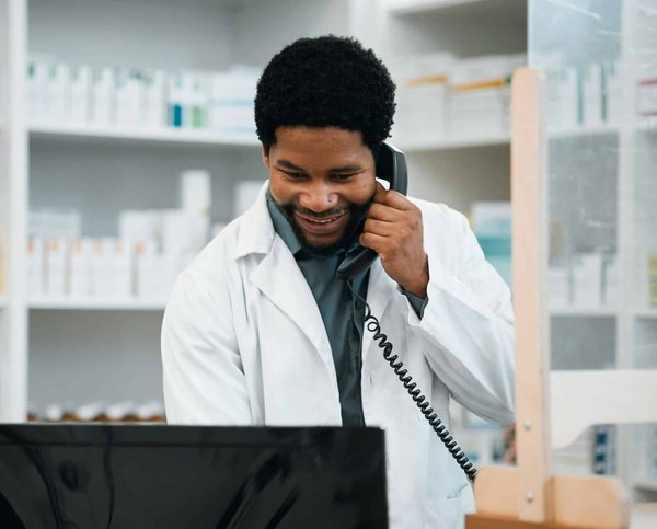 Trouvez une pharmacie de garde rapidement